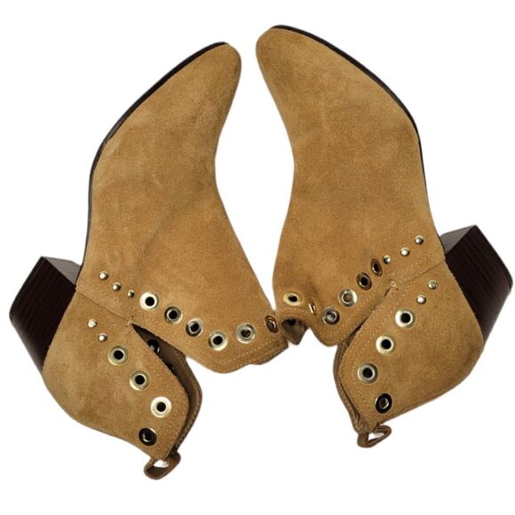 SAM EDELMAN RUBIN GROMMET ANKLE BOOTIES. - Picture 4 of 13